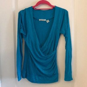 Super Fashionable L Cross-Over Top